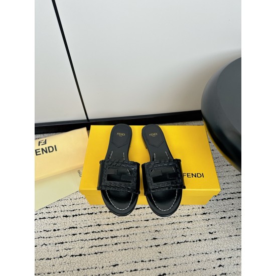 Fendi Slippers and sandals