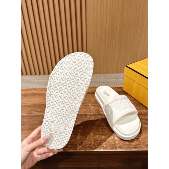 Fendi Slippers and sandals