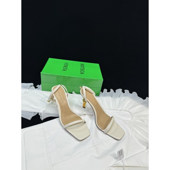 Bottega Veneta Pumps & Heels