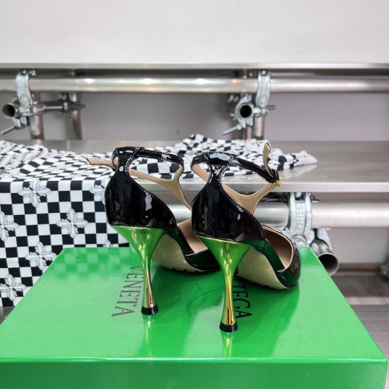 Bottega Veneta Pumps & Heels