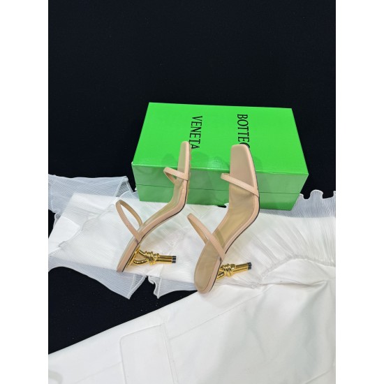 Bottega Veneta Pumps & Heels