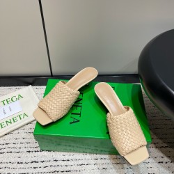 Bottega Veneta Pumps & Heels