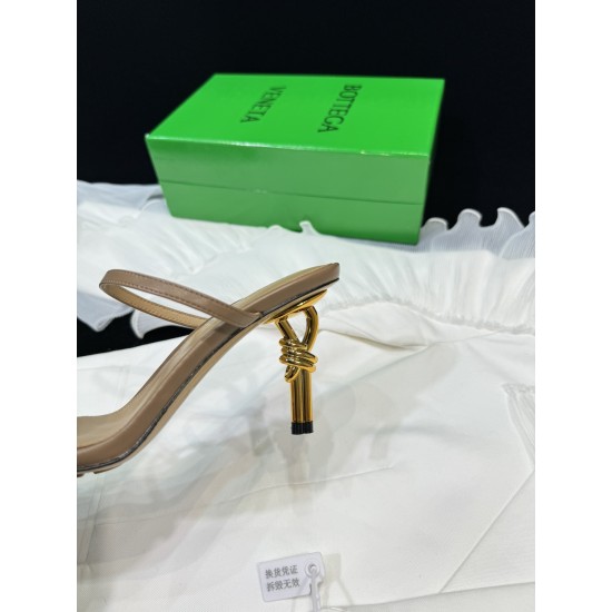 Bottega Veneta Pumps & Heels