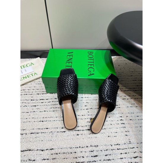Bottega Veneta Pumps & Heels