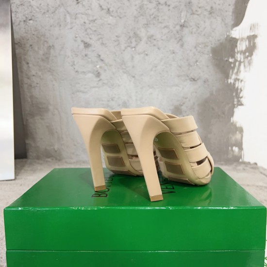 Bottega Veneta Pumps & Heels