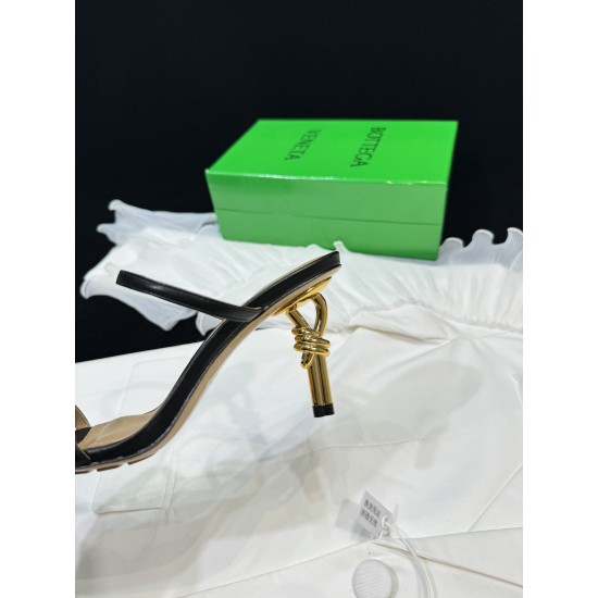 Bottega Veneta Pumps & Heels