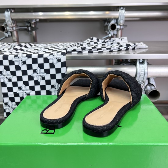 Bottega Veneta Pumps & Heels