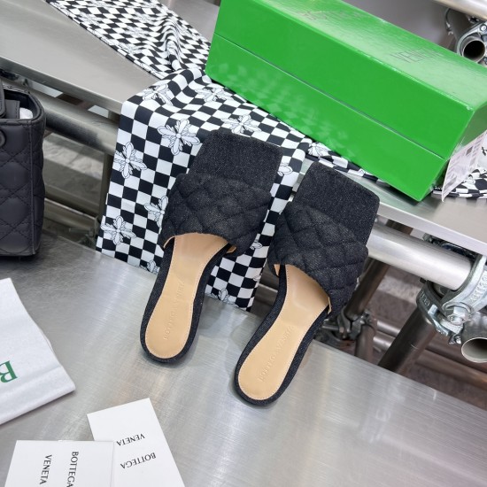 Bottega Veneta Pumps & Heels