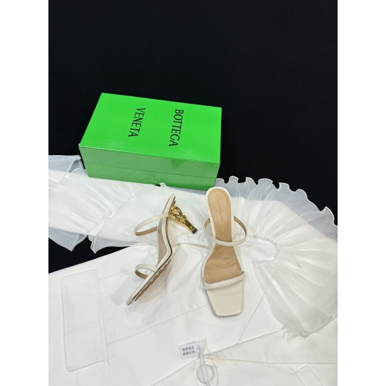 Bottega Veneta Pumps & Heels