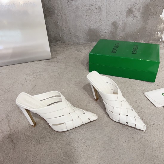 Bottega Veneta Pumps & Heels