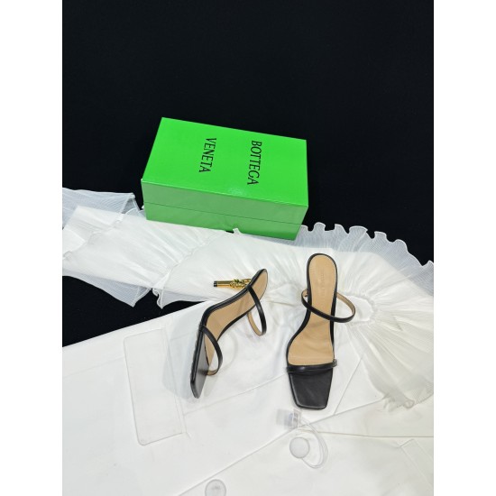 Bottega Veneta Pumps & Heels