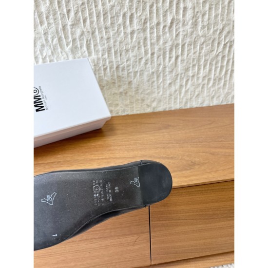 Maison Margiela Tabi Shoes