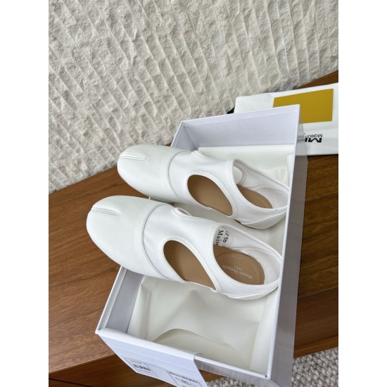 Maison Margiela Tabi Shoes
