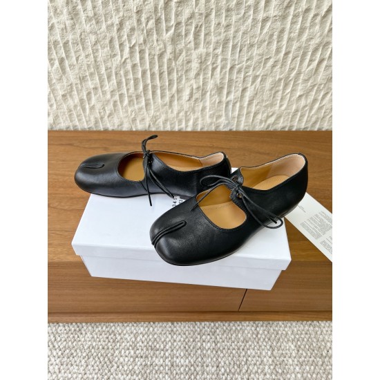 Maison Margiela Tabi Shoes