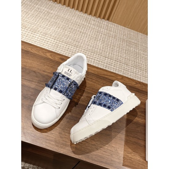 Valentino Sneakers