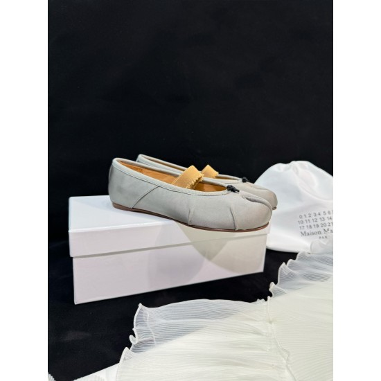 Maison Margiela Tabi Shoes