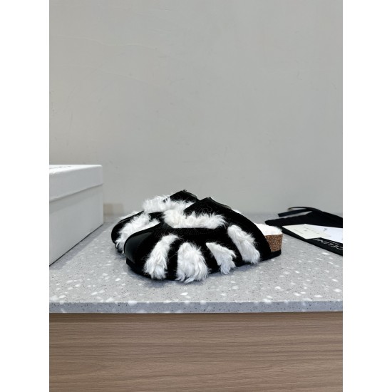 CELINE SLIPPERS