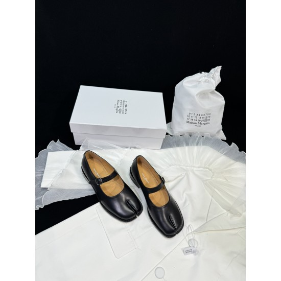 Maison Margiela Tabi Shoes