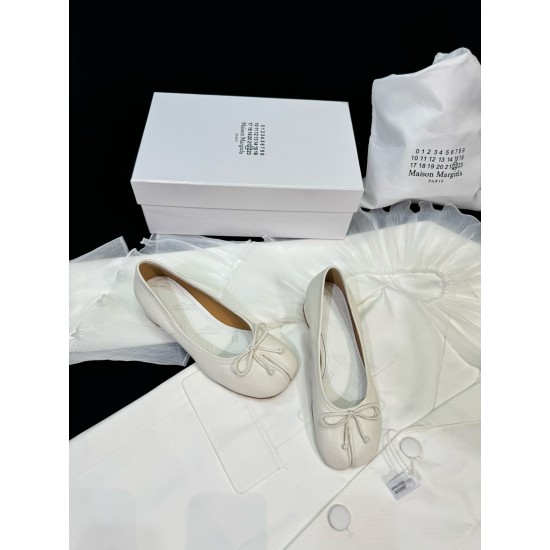 Maison Margiela Tabi Shoes