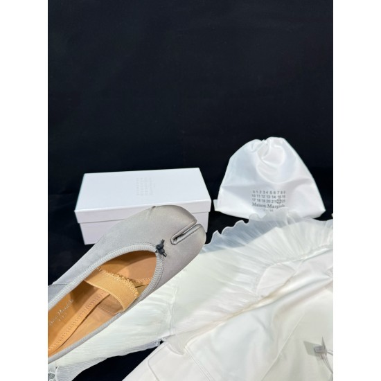 Maison Margiela Tabi Shoes