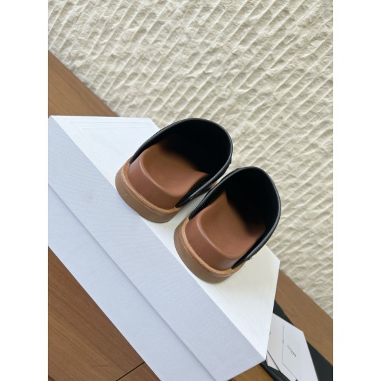 CELINE SLIPPERS