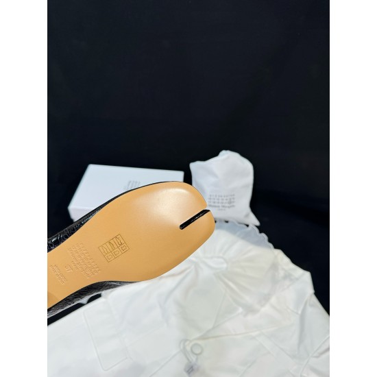 Maison Margiela Tabi Shoes