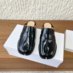 Maison Margiela Tabi Shoes