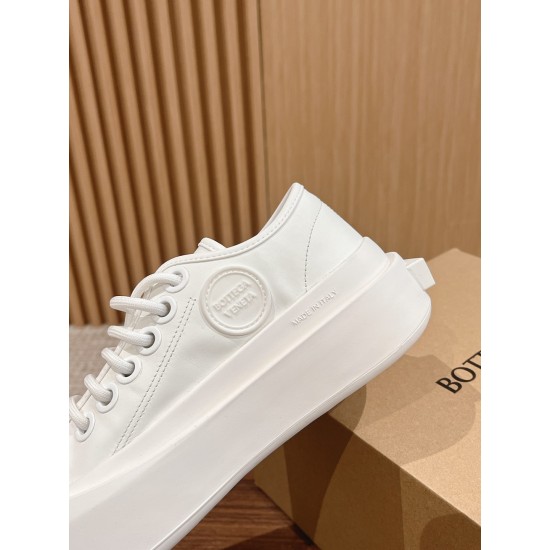 Bottega Veneta Sneakers