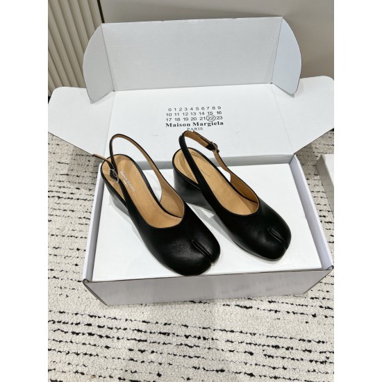 Maison Margiela Tabi Shoes