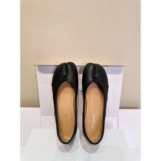 Maison Margiela Tabi Shoes