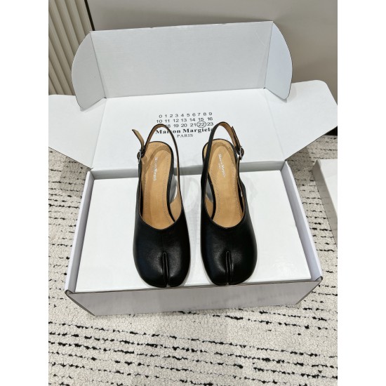 Maison Margiela Tabi Shoes