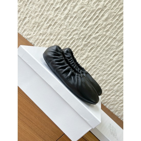 Maison Margiela Tabi Shoes