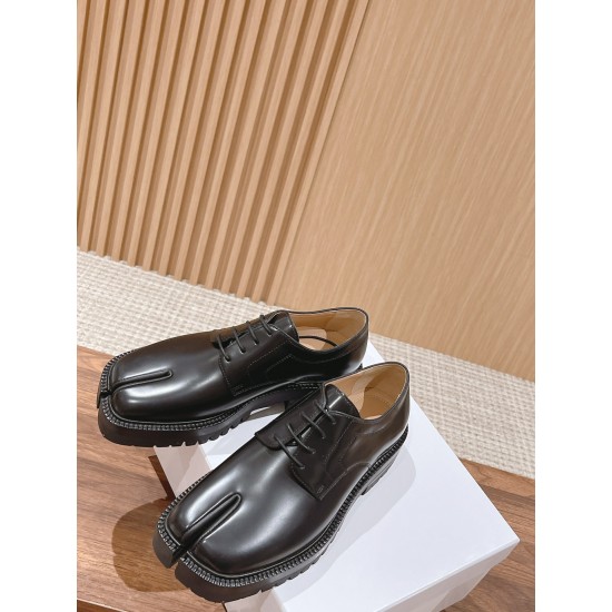 Maison Margiela Tabi Shoes