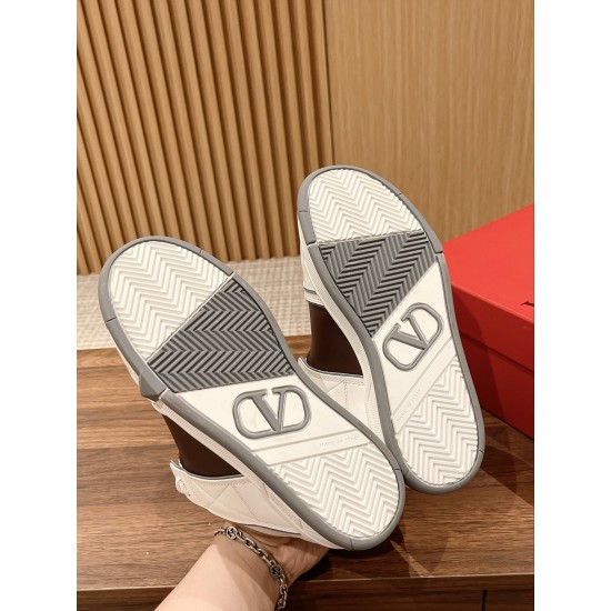 Valentino Sneakers