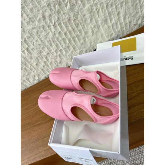 Maison Margiela Tabi Shoes