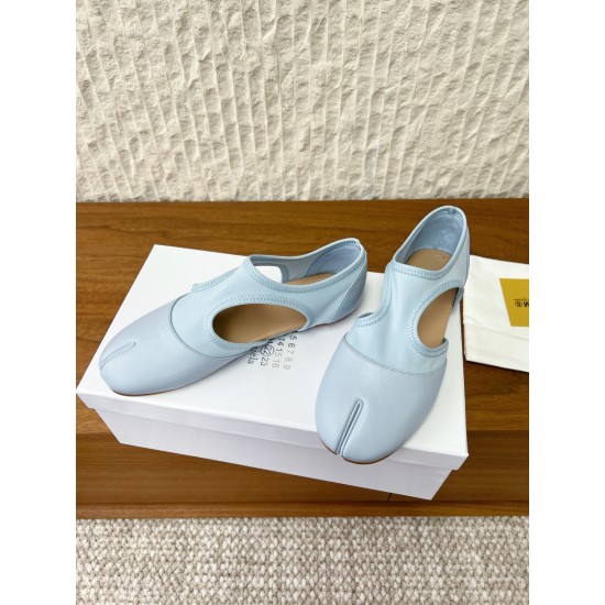 Maison Margiela Tabi Shoes