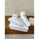 360（男码+10）G295 Maison Margiela 马吉拉 25ss秋冬新款马吉拉Future Sneaker复古 高帮 休闲鞋MM6作为这两年最受欢迎的鬼才设计师品牌设计简单、奢华的质感让你爱不释手  不想满大街撞款的可以看看这个品牌，比较小众却又是那么好搭配ins、小红书随处可见这个品牌的身影 ▪鞋面：采用原版进口牛皮▪内里垫脚：丝绸羊皮▪大底：原版定制防滑橡胶大底▪码数：35-44（女码40，男码45.46.47.48定做不退换）