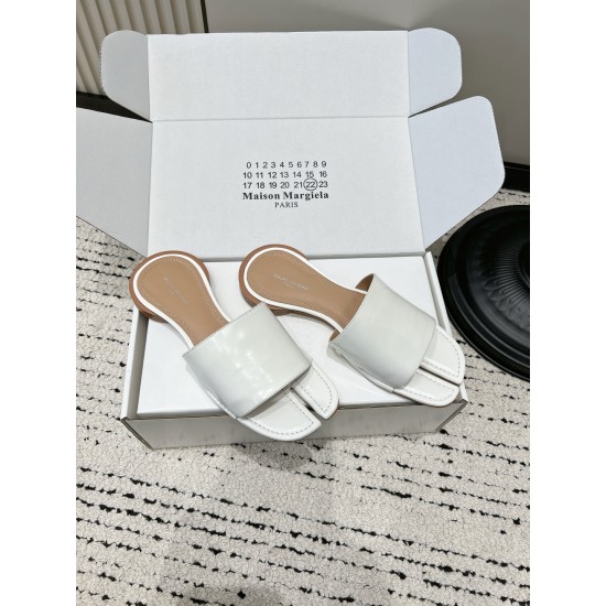 Maison Margiela Tabi Shoes