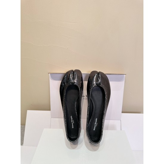 Maison Margiela Tabi Shoes
