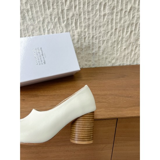 Maison Margiela Tabi Shoes