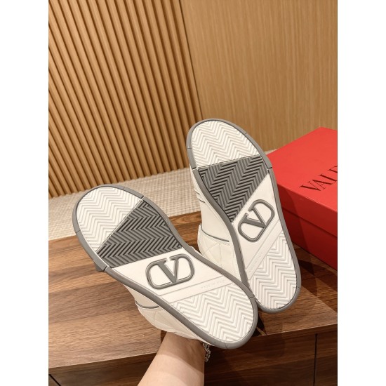 Valentino Sneakers