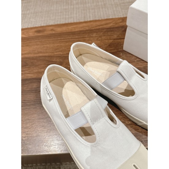 Maison Margiela Tabi Shoes