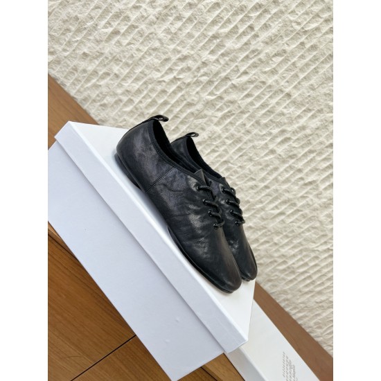 Maison Margiela Tabi Shoes