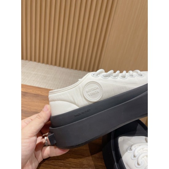Bottega Veneta Sneakers
