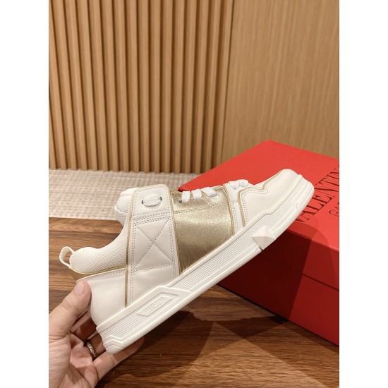 Valentino Sneakers