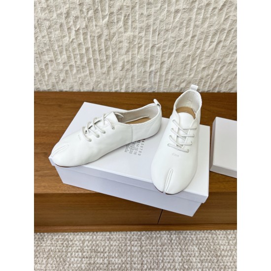 Maison Margiela Tabi Shoes