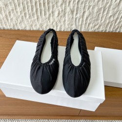 Maison Margiela Tabi Shoes