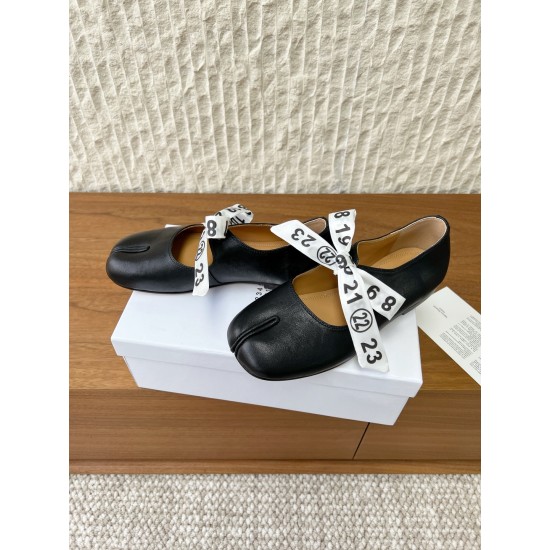 Maison Margiela Tabi Shoes
