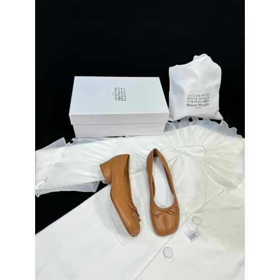 Maison Margiela Tabi Shoes