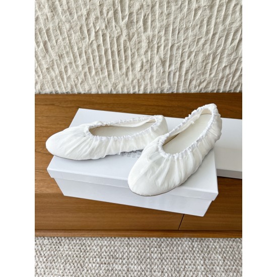 Maison Margiela Tabi Shoes